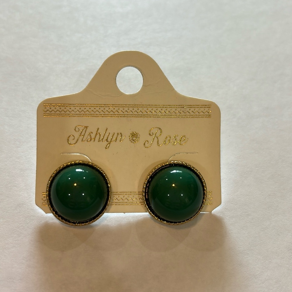 Green button earrings